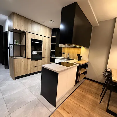 Zloty Wolnosci Fv Air Conditioning Apartman *