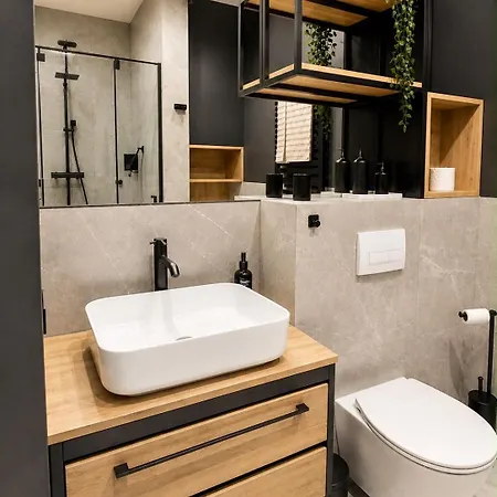Zloty Wolnosci Fv Air Conditioning Apartman